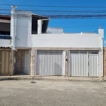 Th 101 - Flat Com Banheira De Hidromassagem Apartment โกเวร์นาดอร์ วาลาดาเรส ภายนอก รูปภาพ