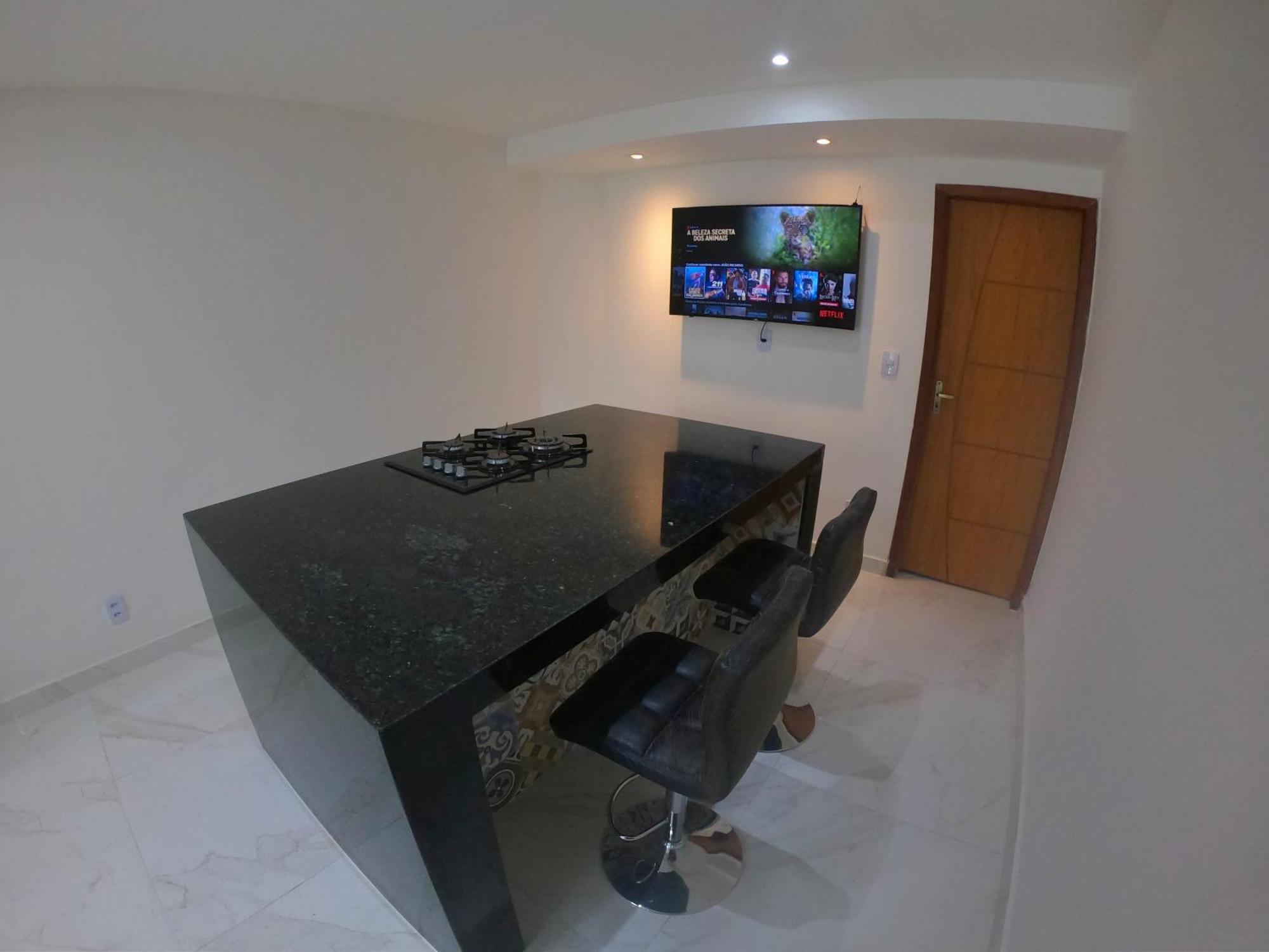 Th 101 - Flat Com Banheira De Hidromassagem Apartment โกเวร์นาดอร์ วาลาดาเรส ภายนอก รูปภาพ