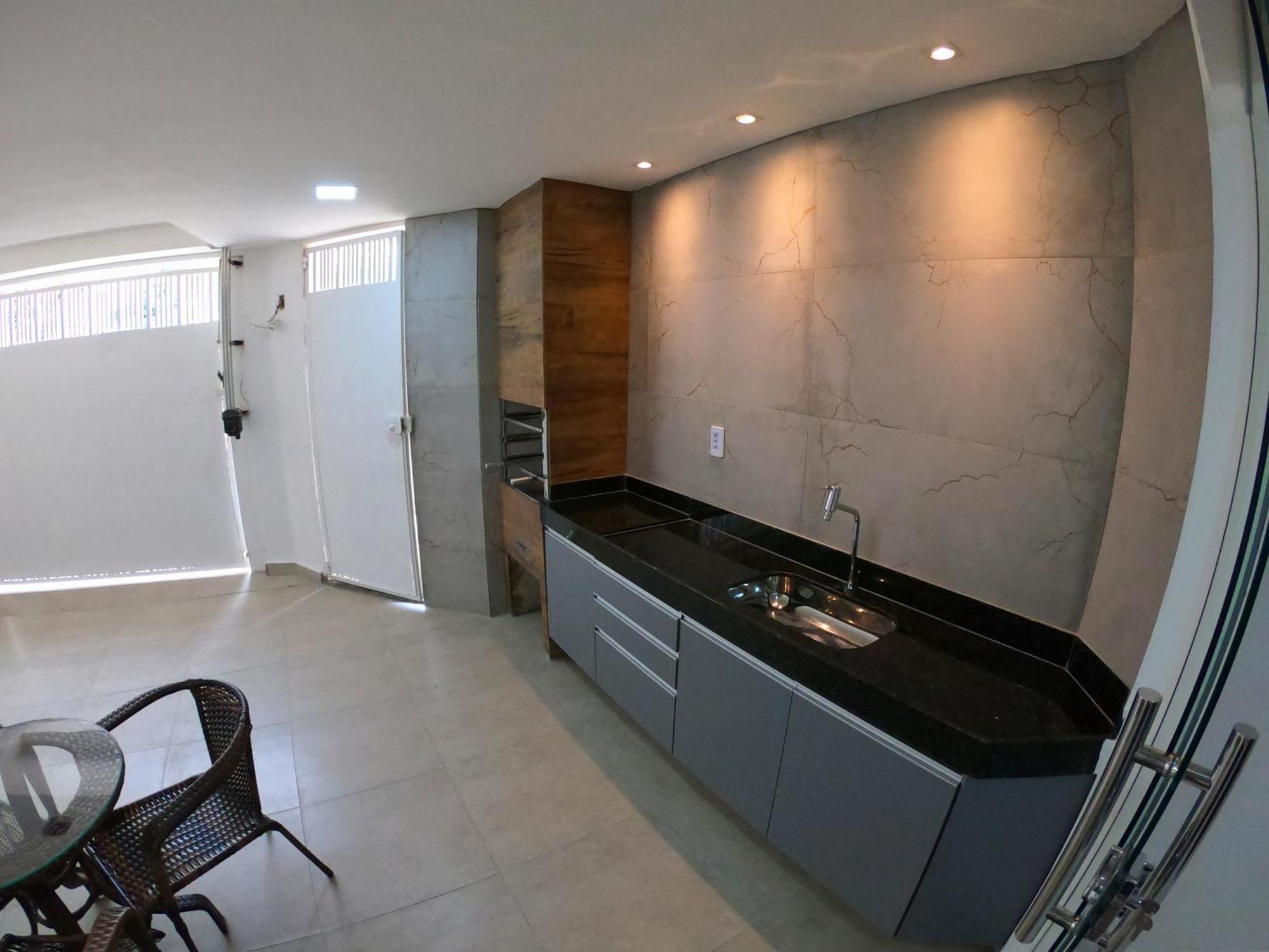 Th 101 - Flat Com Banheira De Hidromassagem Apartment โกเวร์นาดอร์ วาลาดาเรส ภายนอก รูปภาพ